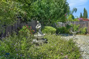 2725 Bellows St, Davis, CA 95618 - Photo 36