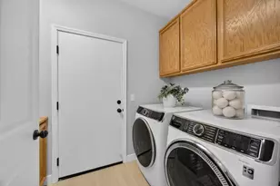 2725 Bellows St, Davis, CA 95618 - Photo 20