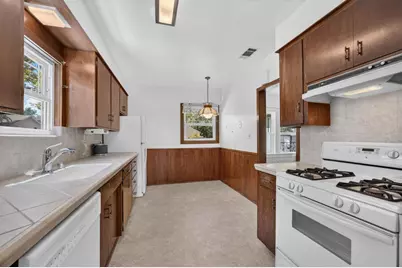 641 San Miguel Way, Sacramento, CA 95819 - Photo 18
