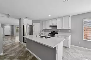 2674 Maybrook Dr, Sacramento, CA 95835 - Photo 12