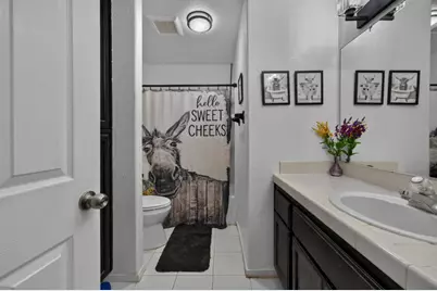 4533 Terrace Downs Way, Sacramento, CA 95842 - Photo 10