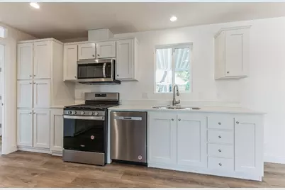 Kit Lane, Sacramento, CA 95838 - Photo 2