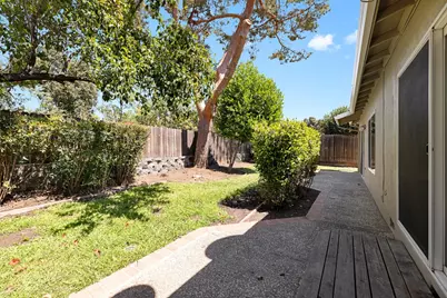 105 Waterglen Circle, Sacramento, CA 95826 - Photo 32