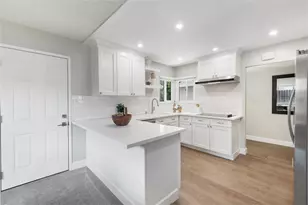 105 Waterglen Cir, Sacramento, CA 95826 - Photo 12