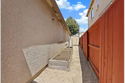 9864 Elston Circle, Elk Grove, CA 95757 - Photo 32