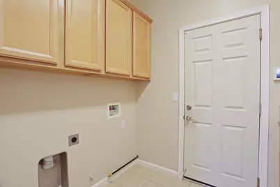 9864 Elston Circle, Elk Grove, CA 95757 - Photo 14