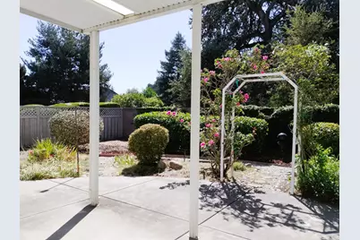 7125 Clearview Way, Roseville, CA 95747 - Photo 22