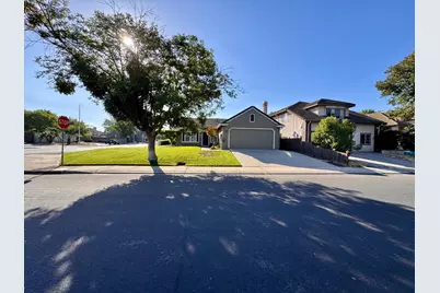 240 Gelf Lane, Modesto, CA 95357 - Photo 2