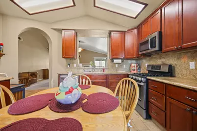 269 E Century Boulevard, Lodi, CA 95240 - Photo 14