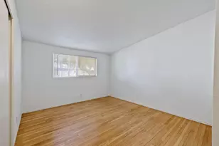 2214 S Locust St, Visalia, CA 93277 - Photo 34