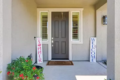 7506 Darque Way, Elk Grove, CA 95757 - Photo 6