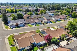1195 Green Hill Dr, Roseville, CA 95661 - Photo 58