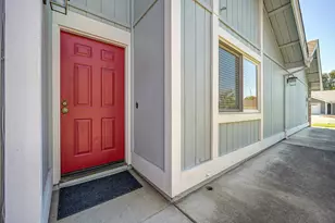 1195 Green Hill Dr, Roseville, CA 95661 - Photo 12