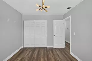 7674 Millroy Way, Sacramento, CA 95823 - Photo 4