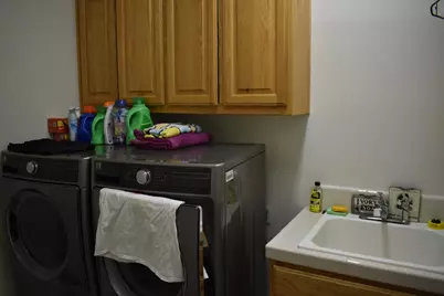 2051 Coliseum, Los Banos, CA 93635 - Photo 34