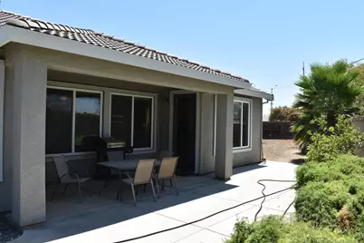 2051 Coliseum, Los Banos, CA 93635 - Photo 36