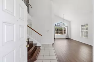 8715 Deer Creek Cir, Stockton, CA 95210 - Photo 4