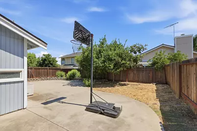 8715 Deer Creek Circle, Stockton, CA 95210 - Photo 36