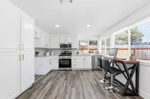 9664 Elmira Cir, Sacramento, CA 95827 - Photo 10