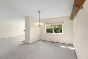 6218 St James Dr, Carmichael, CA 95608 - Photo 36