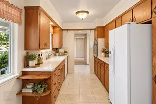 6218 St James Dr, Carmichael, CA 95608 - Photo 12