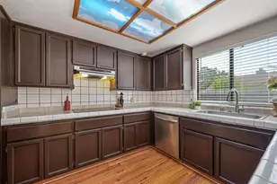 9009 Chaff Ct, Elk Grove, CA 95758 - Photo 18