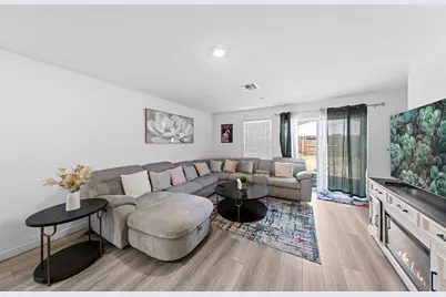 7473 Penfield Drive, Sacramento, CA 95829 - Photo 16