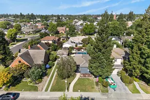 141 S Orange St, Lodi, CA 95240 - Photo 32