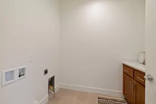 1235 Heavenly Cir, Stockton, CA 95209 - Photo 38