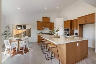 1235 Heavenly Cir, Stockton, CA 95209 - Photo 18