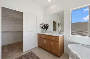 1235 Heavenly Cir, Stockton, CA 95209 - Photo 44