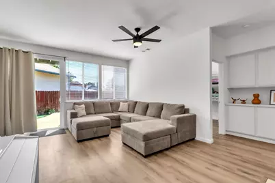 5300 Blue Sapphire Court, Elk Grove, CA 95758 - Photo 6