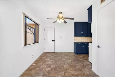 4707 Goya Parkway, Sacramento, CA 95823 - Photo 10