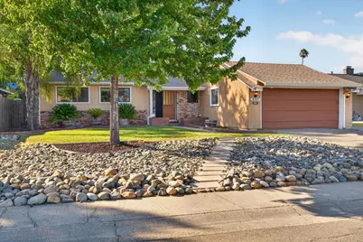 4707 Goya Parkway, Sacramento, CA 95823 - Photo 2