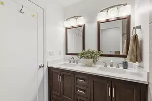 2581 Maryal Dr, Sacramento, CA 95821 - Photo 34
