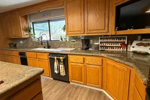 3945 Dawn Dr, Loomis, CA 95650 - Photo 18