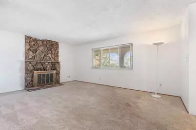 3913 Smithfield Way, Sacramento, CA 95826 - Photo 12