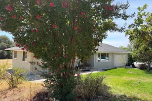 3975 Dawn Dr, Loomis, CA 95650 - Photo 2