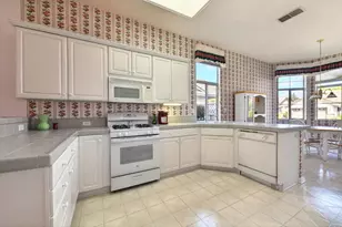 6136 Rose Garden Ln, Roseville, CA 95747 - Photo 8