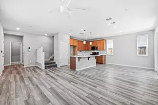 8800 Sheldon Terrace Ln, Elk Grove, CA 95758 - Photo 6