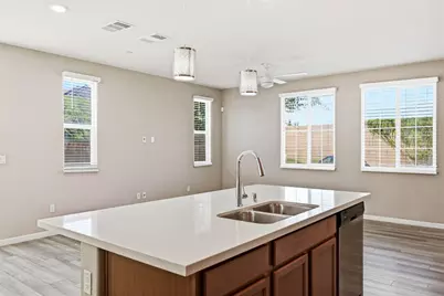 8800 Sheldon Terrace Lane, Elk Grove, CA 95758 - Photo 12
