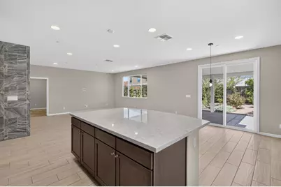 10085 Avocado Way, Elk Grove, CA 95757 - Photo 6