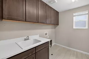 10085 Avocado Way, Elk Grove, CA 95757 - Photo 22