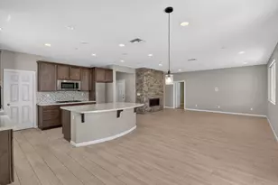 10085 Avocado Way, Elk Grove, CA 95757 - Photo 14