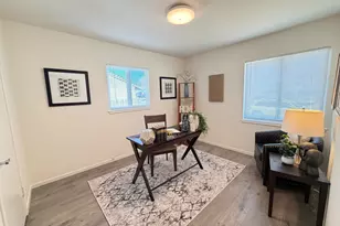 2410 Brentley Dr, Sacramento, CA 95822 - Photo 16