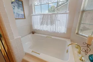 1374 Edgewood Ave, Escalon, CA 95320 - Photo 30
