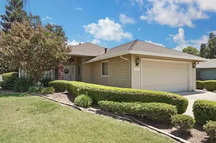 1374 Edgewood Ave, Escalon, CA 95320 - Photo 1