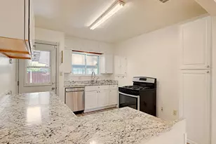 324 Sycamore Ave, Manteca, CA 95336 - Photo 20
