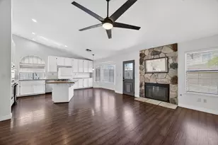 5119 Stoneglen Way, Elk Grove, CA 95758 - Photo 6