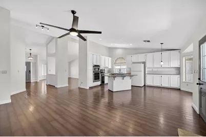 5119 Stoneglen Way, Elk Grove, CA 95758 - Photo 4
